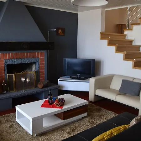 Vila Holiday House 4 You Funchal (Madeira)
