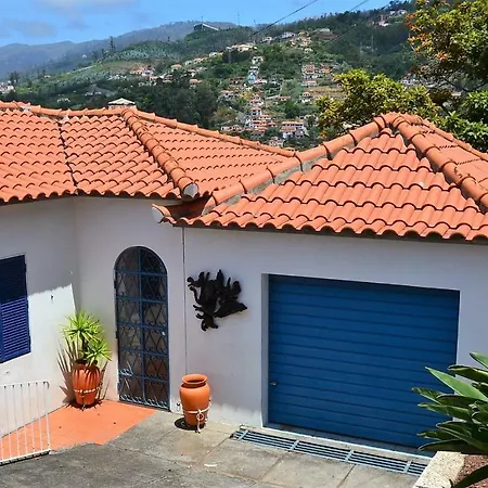 Holiday House 4 You *